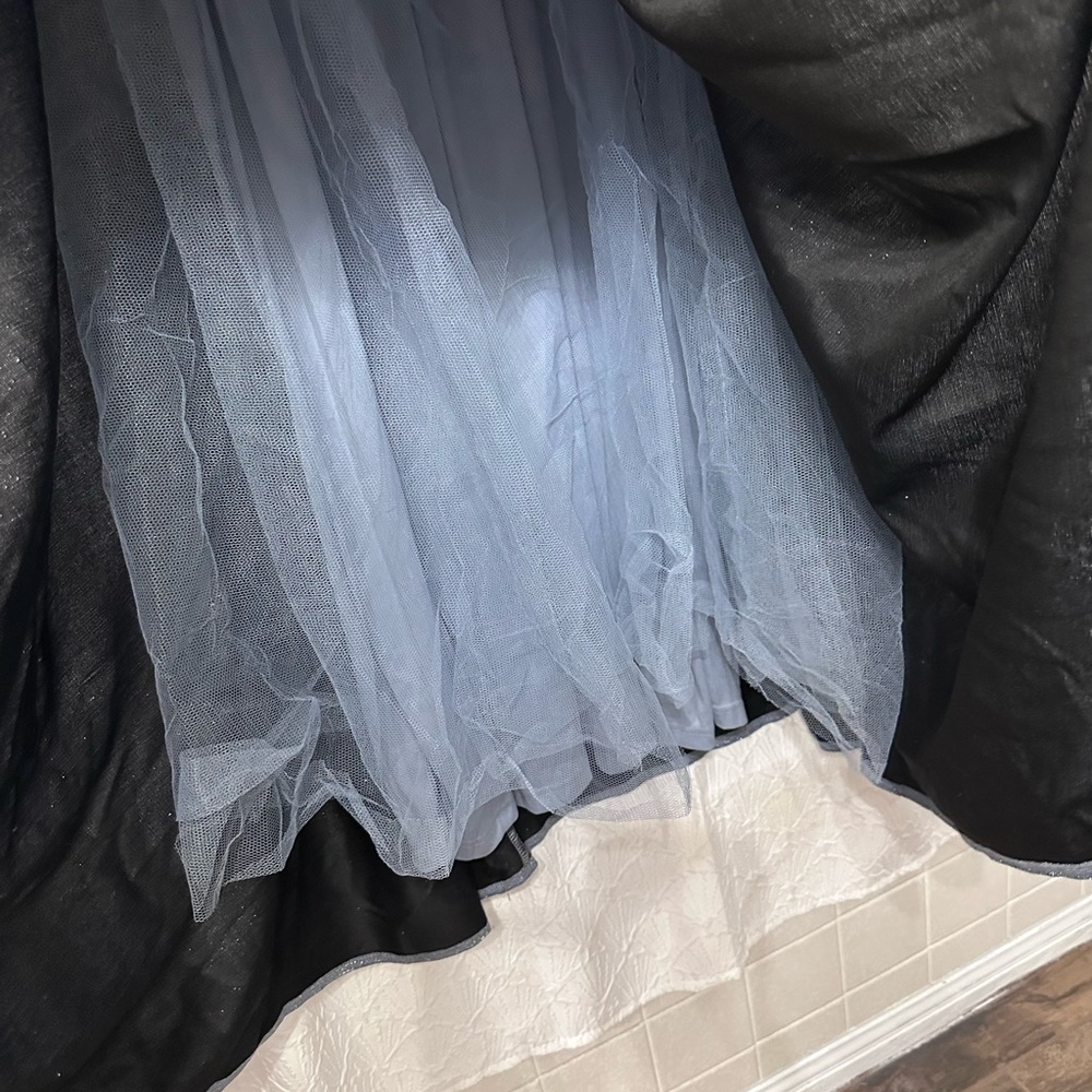 Fashion Nova Blue Bustier Prom Gown - Picture 8 of 8
